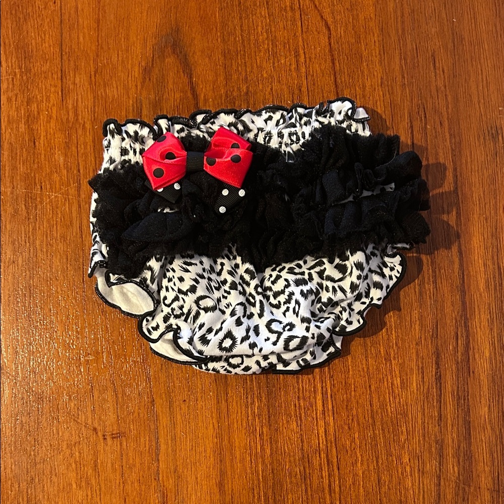 Leopard Print Ruffled Diaper Cover with Red Bow Size 0-3 Months